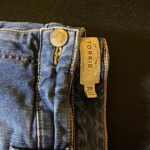 Torrid size 20 jeans